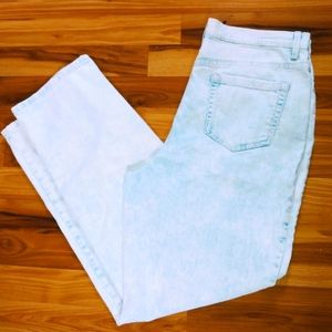 Gloria Vanderbilt, Women's Size 14 , Amanda Style Jeans.